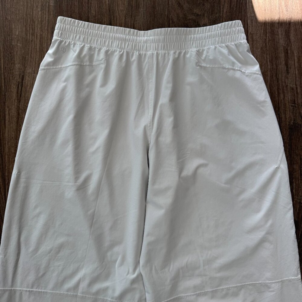 Lululemon Swift Mid Rise Wide Leg Pants | Size 14 - Picture 7 of 15